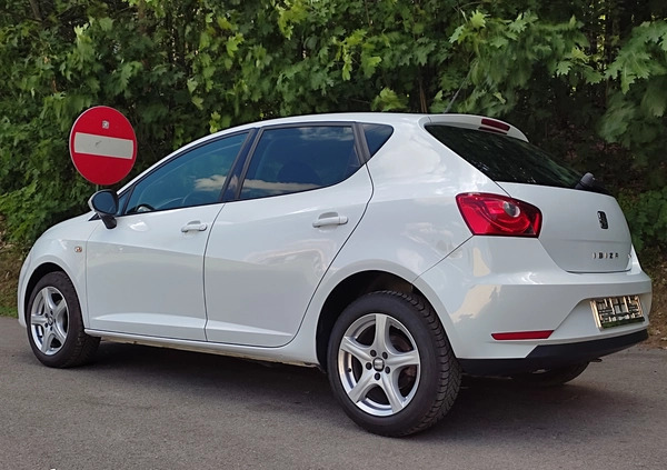 Seat Ibiza cena 29500 przebieg: 142000, rok produkcji 2014 z Wolbrom małe 326